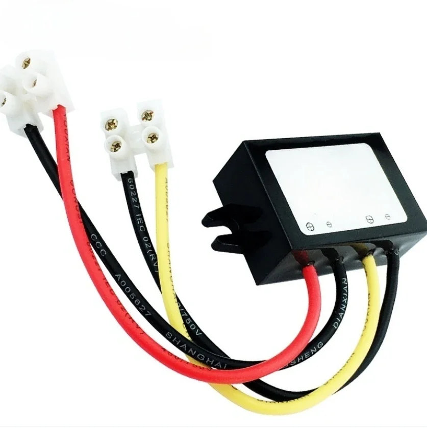 Electric Battery Charging MPPT Technology Reliable Outdoor Operation High Conversion Rate Multiple Battery Types