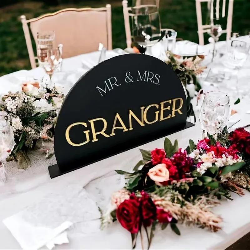 

3D Mirrored Acrylic Arch Wedding Head Table Mr Mrs Sign Laser Cut Last Name Bride and Groom Newlywed Sweetheart Table Decor Sign