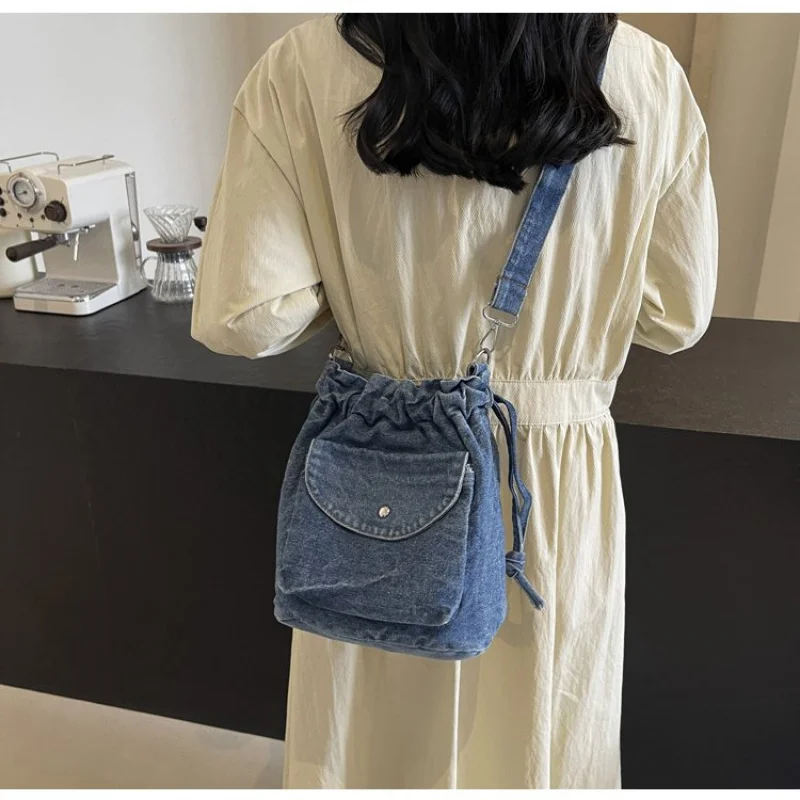 

Fashionable Luxury Tote Leather Women's Bag Famous Designer Classic Elegant Crossbody Elegant Detail Commuter Bag​