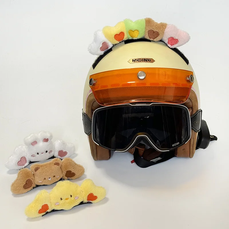 

Аксессуары для шлемов: декоративные накладки в виде сердечек, кроличьих и медвежьих ушек для лыжных шлемов, универсальные для детских шлемов