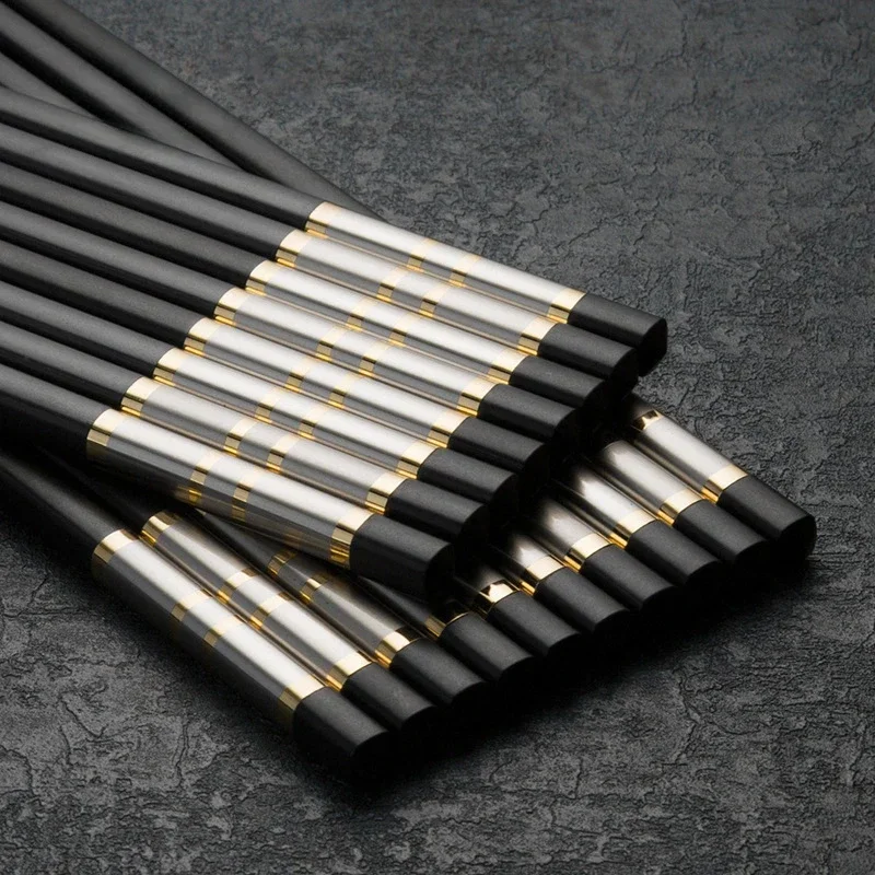 10 pares de palillos de aleación reutilizables antideslizantes para comida de sushi, palillos chinos de Metal, vajilla, utensilios de cocina