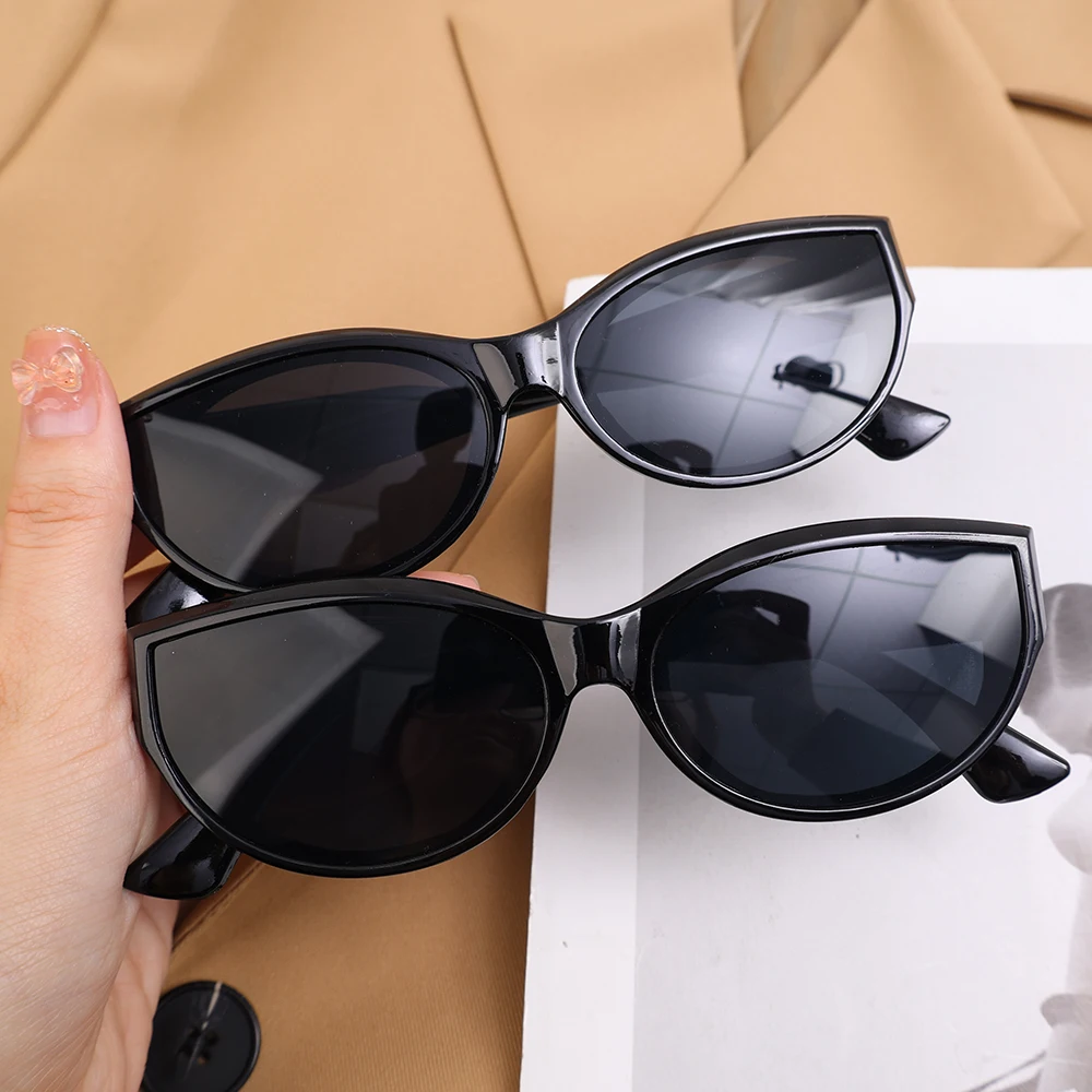 Neue Frauen quadratischen kleinen Rahmen Vintage Sonnenbrille Marke Designer Retro Sonnenbrillen Sonnenbrille weibliche Dame Brille Cat Eye Brille