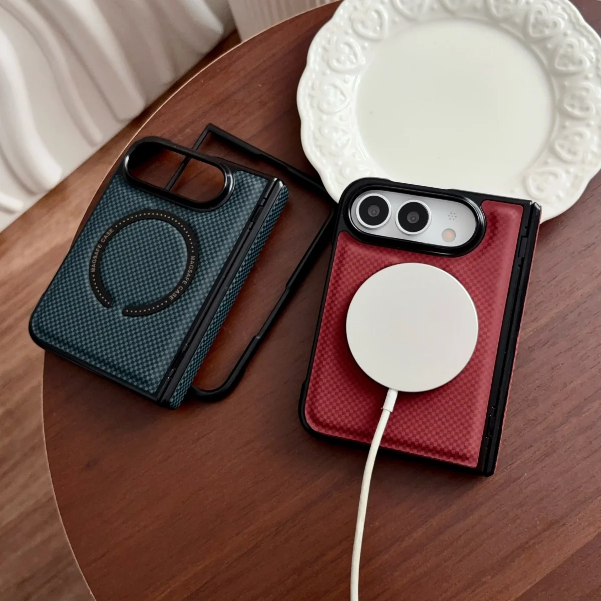 Business Luxury Leather Magnetic Wireless Charging Bumper Phone Case for IPhone Ultra Fold Hinge Protection for Magsafe Cover