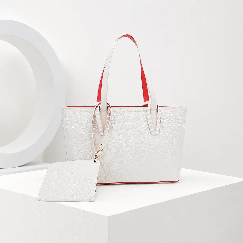 Bolso Tote de PU con Suela Roja para Mujer, Bolso de Hombro Elegante de Gran Capacidad, Diseño Versátil con Tachuelas, Bolso de Mano para Mujer, Proveedor de Calidad