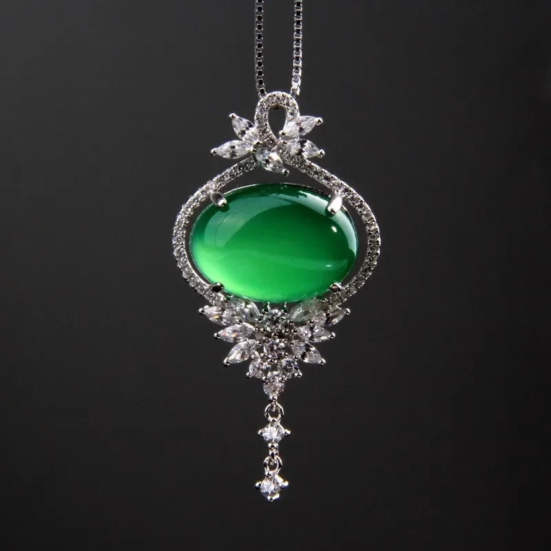 

Natural Green Chalcedony Hand Carved 925 Silver Inlaid Pendant Fashion Jewelry Female Agate Necklace Gift Accessories