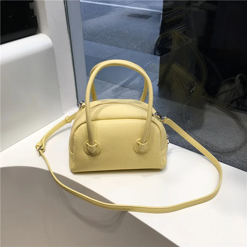 

Ручная сумка для боулинга нишевого дизайна, новая сумка Boston, маленькая сумка через плечо на одно плечо.