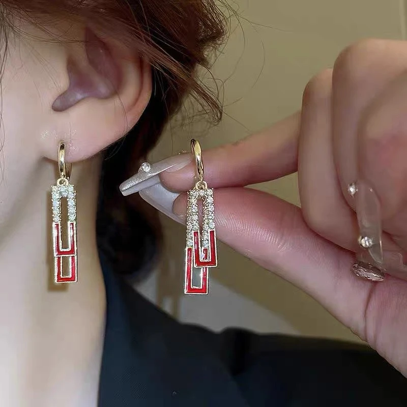 Einzigartiges Design, glänzender Kristall-Zirkon, quadratische baumelnde Ohrringe für Frauen, goldfarben, Strass, geometrischer Ohrring, Trend-Schmuck, Geschenk – Detail 3