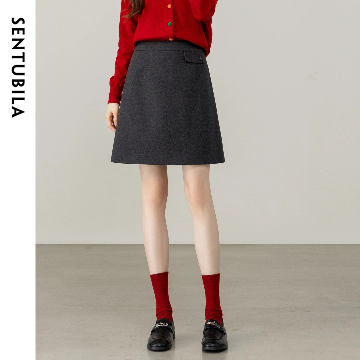SENTUBILA Women A‑Line Mini Skirt 2026 Winter Side Patch Pockets Back Zipper Slim Fit Versatile Office Commuter Skirt 164QA8059