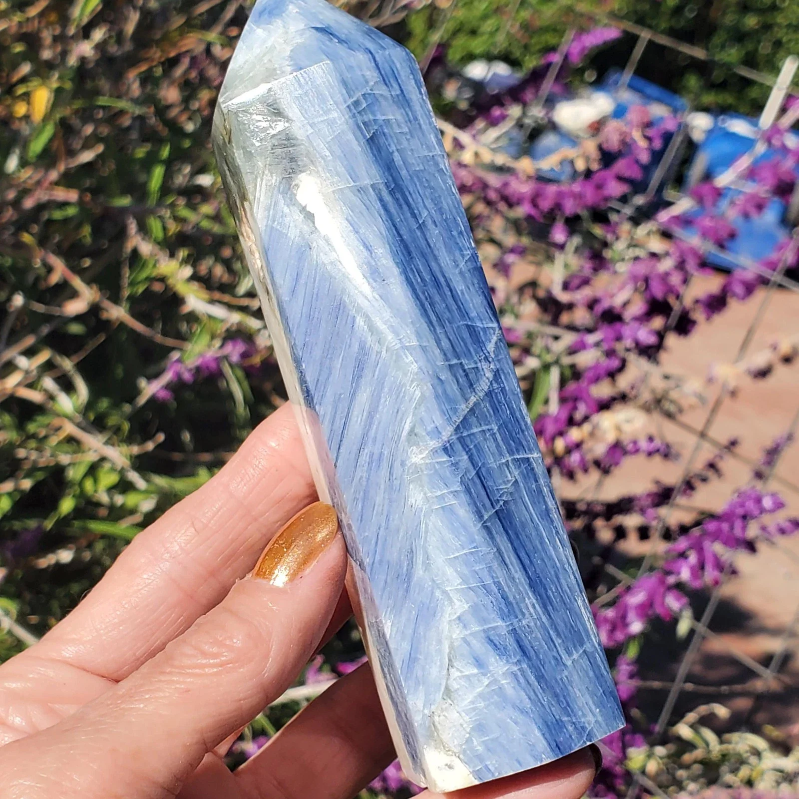Natural kyanite tower crystal quartz, for healing with energy, decoration purification, demagnetization divination, as a gift, f