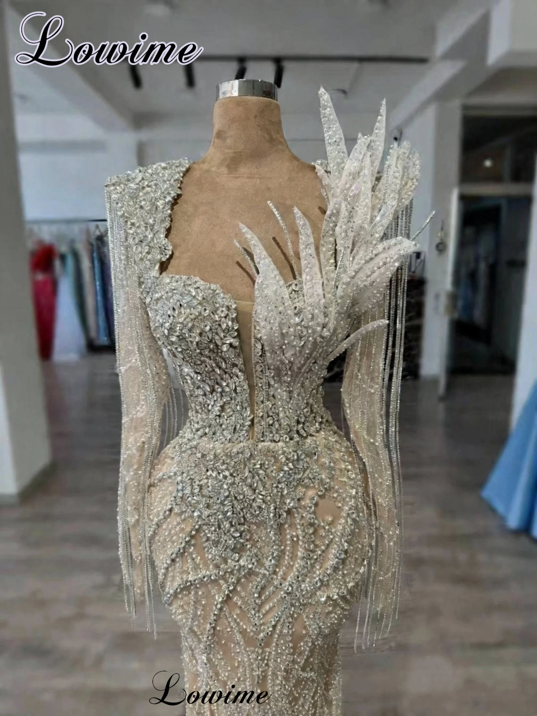 

Long Sleeves Champagne Evening Dresses Mermaid Crystals Formal Celebrity Dresses Prom Party Dresses robe de soirée Customized