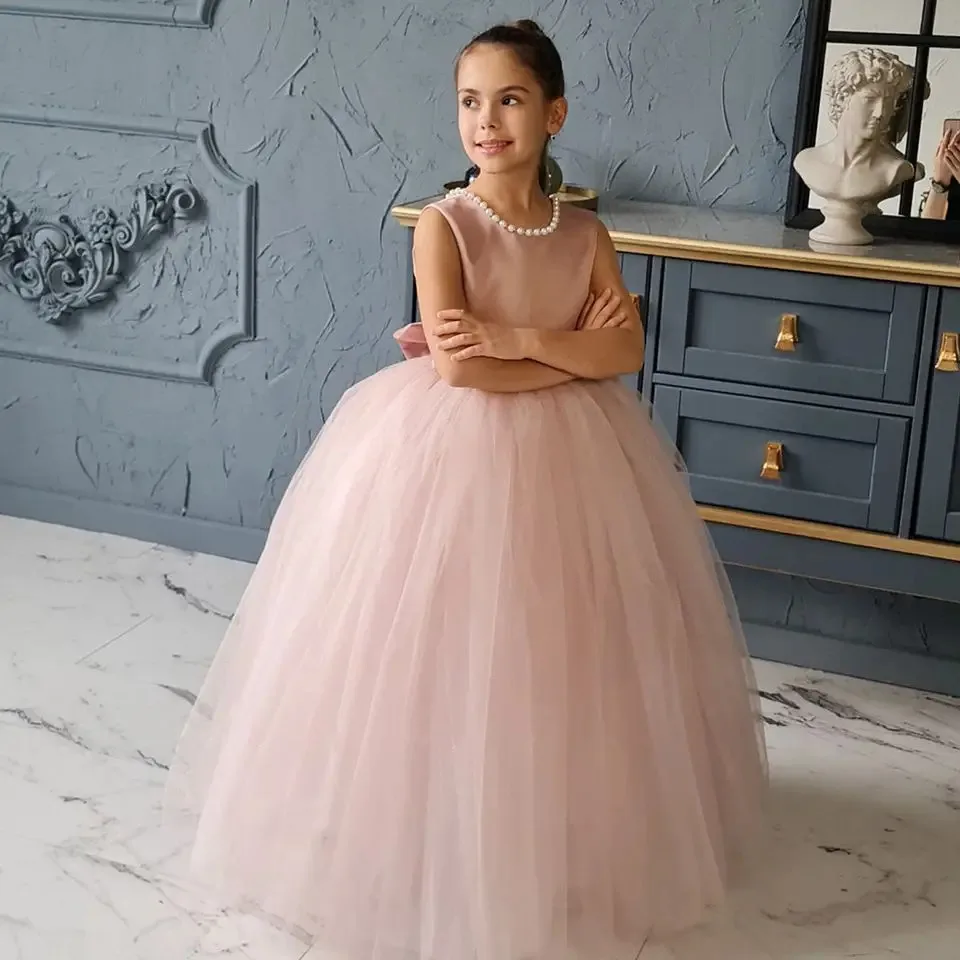 Lovely Flower Girls Dresses For Wedding Tulle Puffy Scoop Neck Sleeveless Princess First Communion Dress
