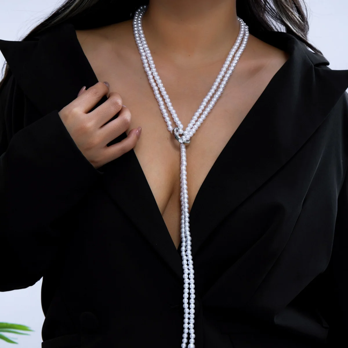 Elegante französische weiße lange Halskette mit kleinen künstlichen Perlen für Damen, Strass-Kreis, verschiedene Tragevarianten, Pulloverkette, Schmuck – Detail 19