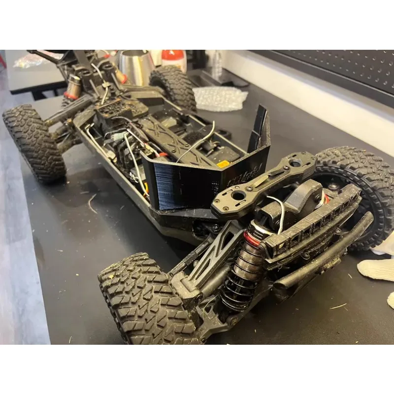 YK 8081 DF8 YK 7081 TB8 1/8 RC Desert Buggy Short Course Truck Sand Guard Dust Cover, No-Drill Anti-Sand RC Car Protection Board