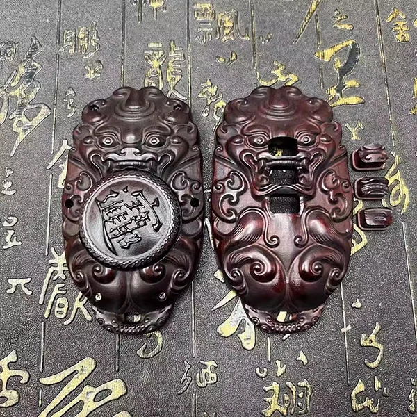Wooden Car Keys Set with Sandalwood Decorations Fashionable Aesthetic 2026 Support Customized Protective Cover