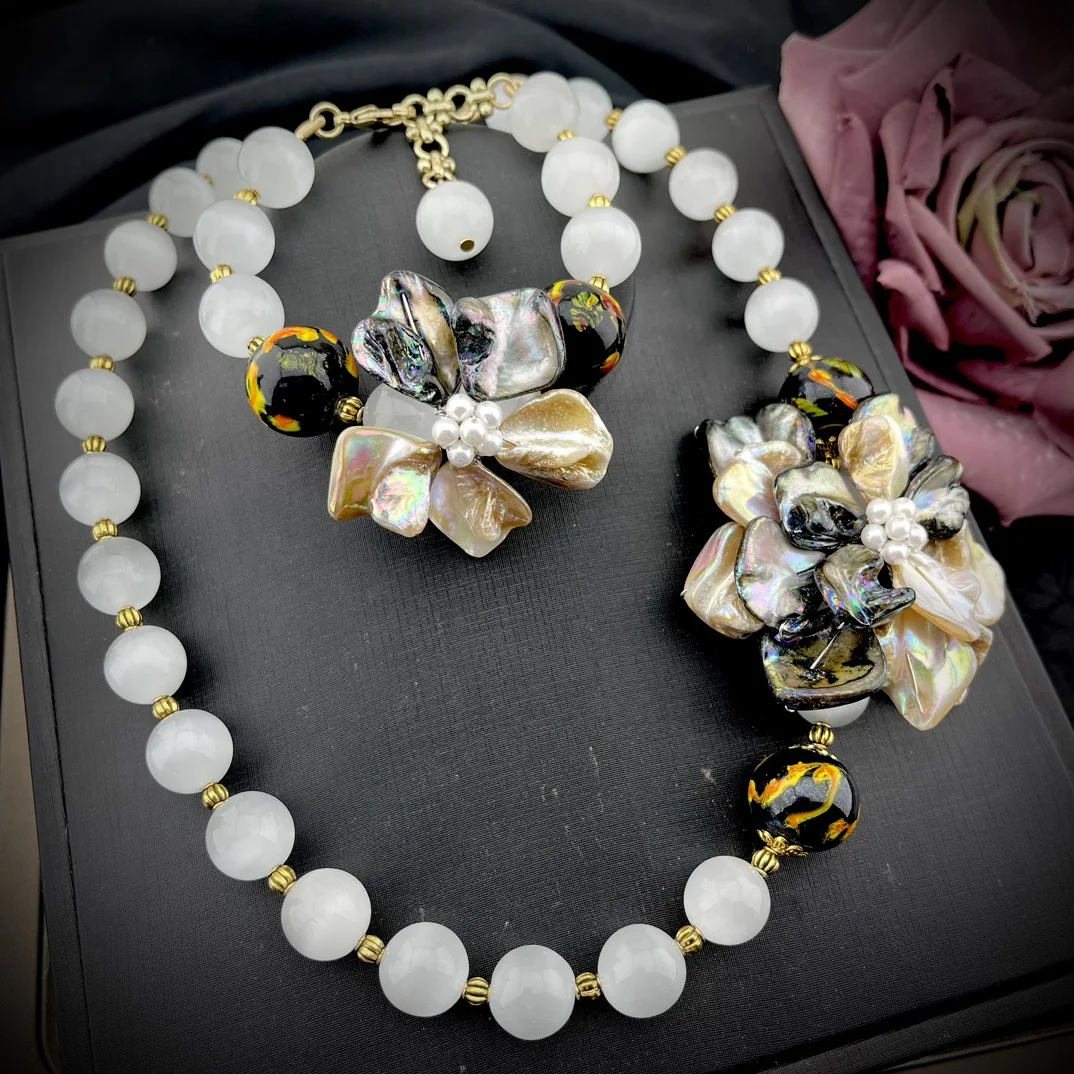 Shell Flower White …