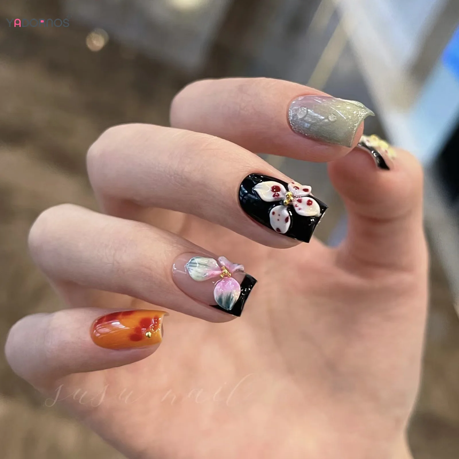 

10Pcs Short French False Nails With 3D Flower Design Handmade Fake Nails For Party Wedding Women Wearable Reusable Fake Nails