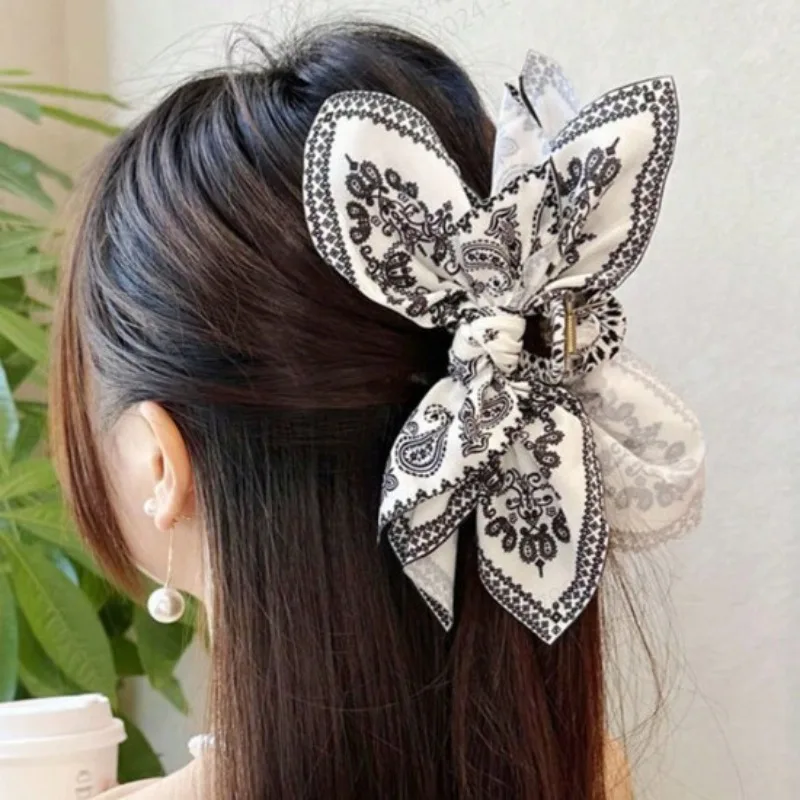 

1pc new double-sided cashew flower love grabbing clip butterfly knot hair clip summer vacation shark clip fashion