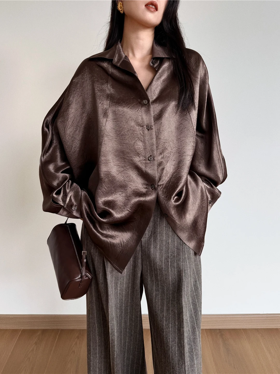 

uop Vintage Lazy And High-End Acetate Batwing Sve Long Sve irt Imported Wrinkle-Resistant Women's Faion irt