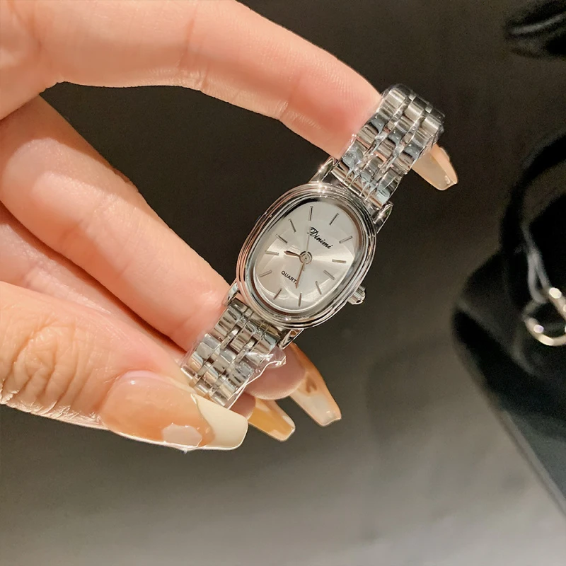 Hot New Exquisite Elegant Oval Dial Women'S Watch Fashionable Women'S Quartz Watch Girl Clock Gift Commuter Watch Casual Simple