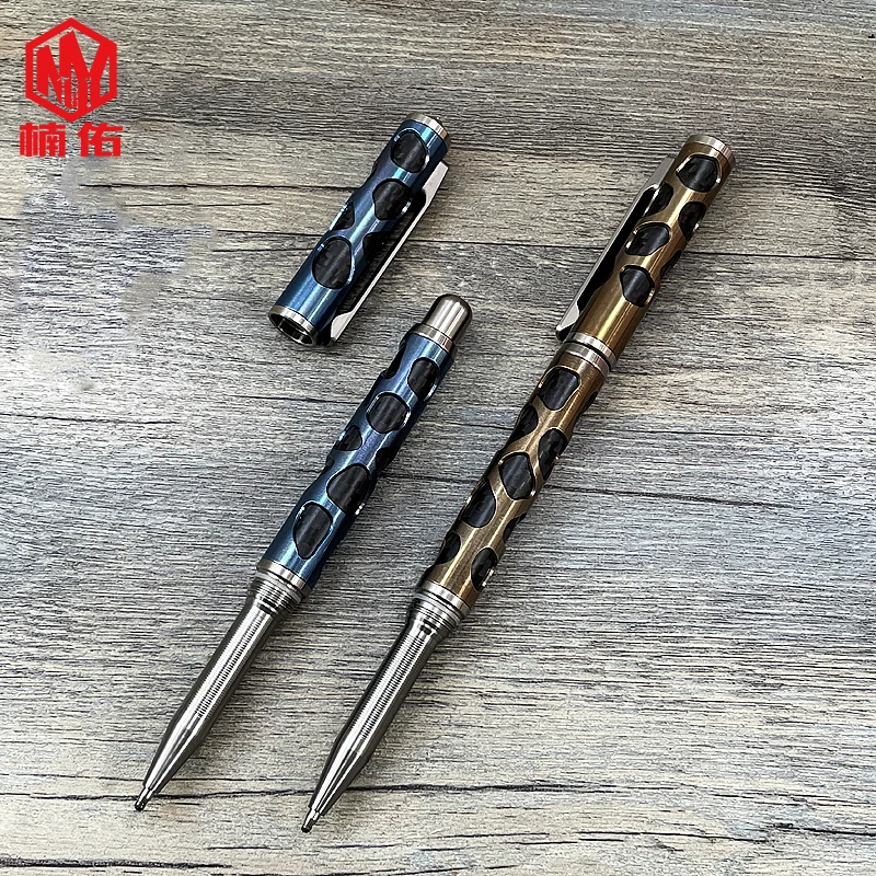 

1PC EDC Portable Tool Titanium Alloy Carbon Fiber Tactical Defense Pen Tungsten Alloy Broken Window Pen Anti Wolf Pen