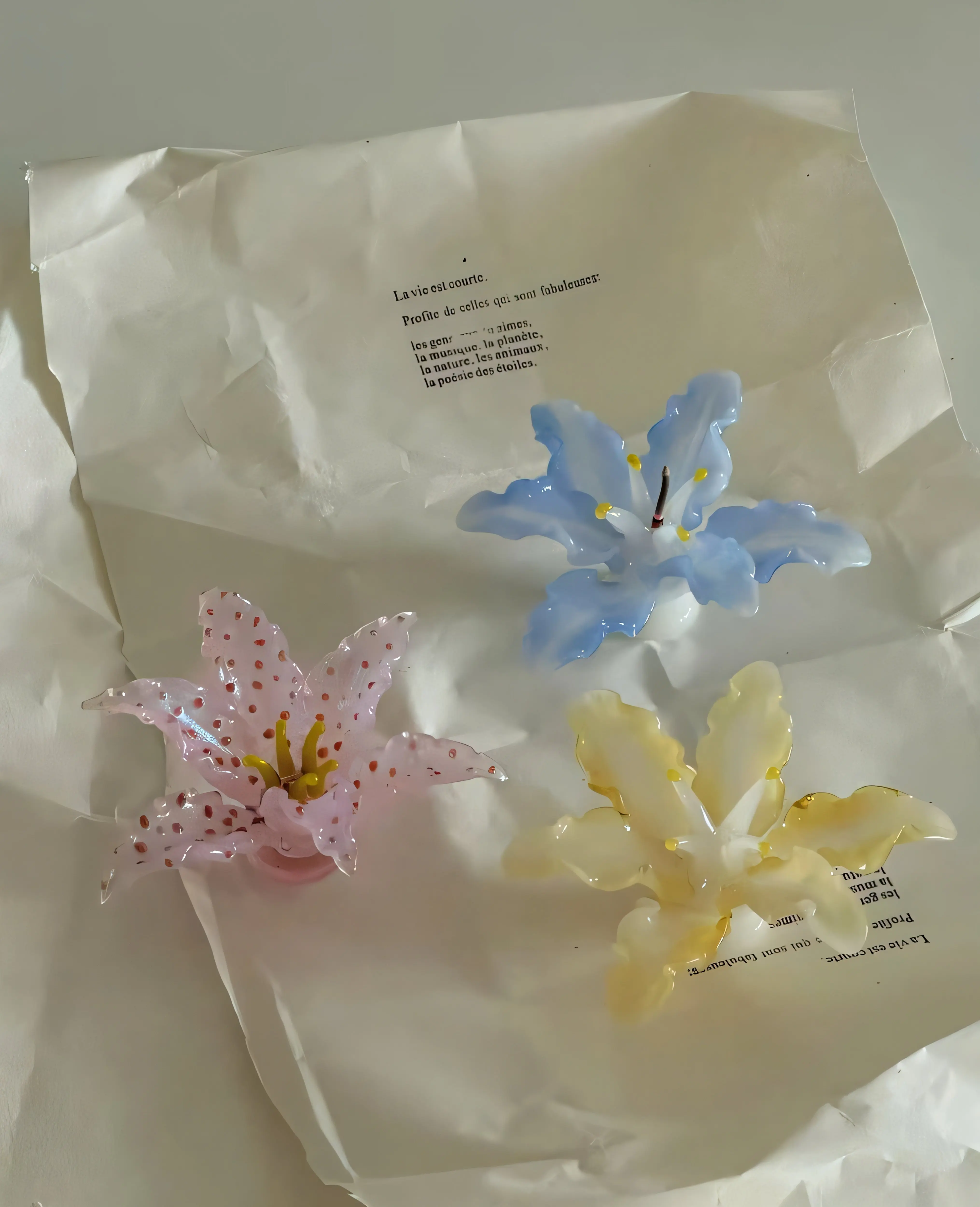 Give away lily romantic incense insert ornament, girl pink flower ins windshield incense insert