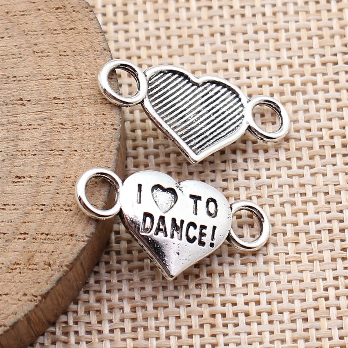 WYSIWYG 20pcs 25x13mm Antique Silver Color I Love Dancing Heart-Shaped Connector For DIY Jewelry Making