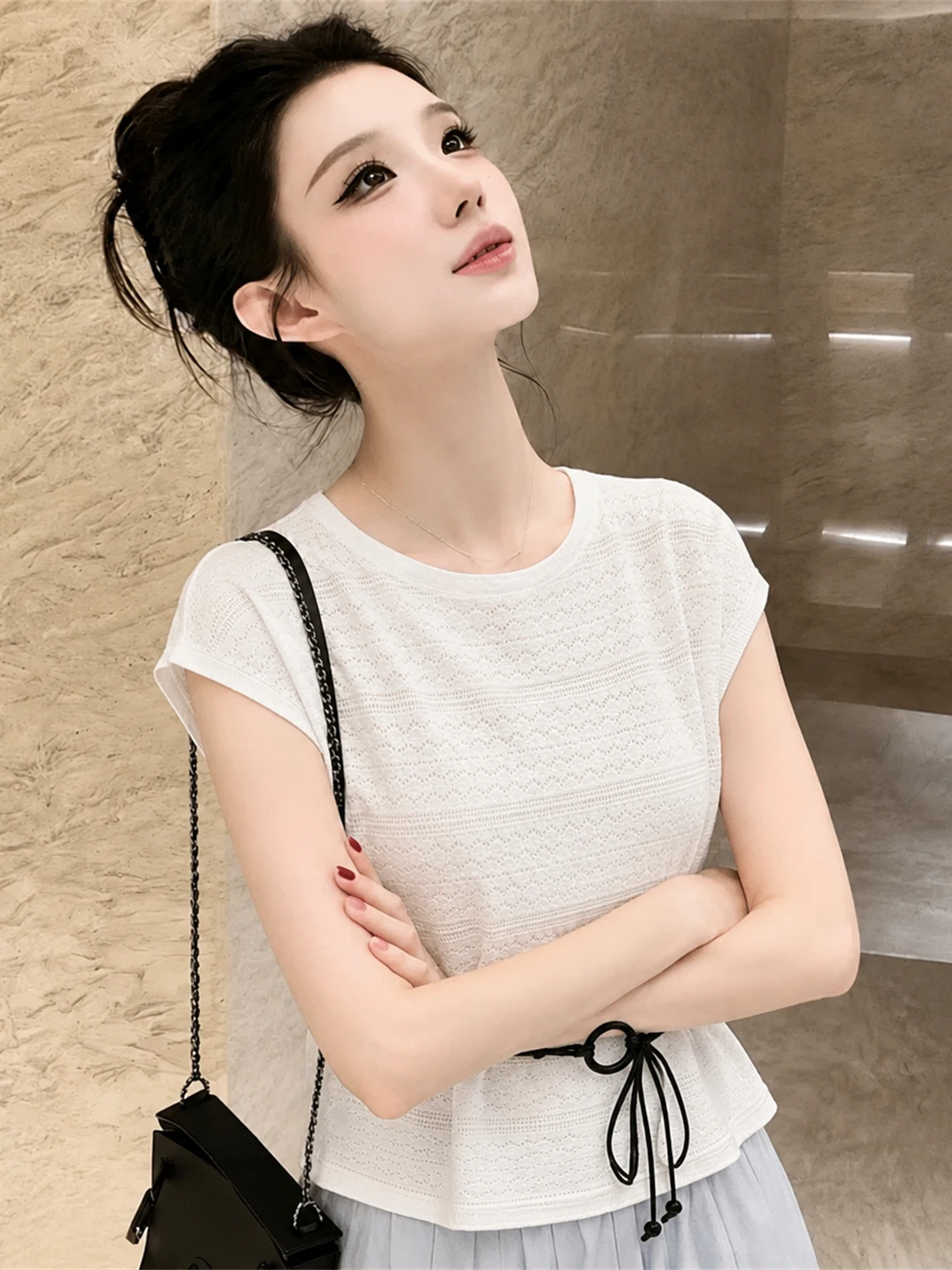 

Summer Women's Loose Knitted Ice Silk Short Sleeve round Neck Comfortable Top Korean Style Commute Versatile Casual Fashion