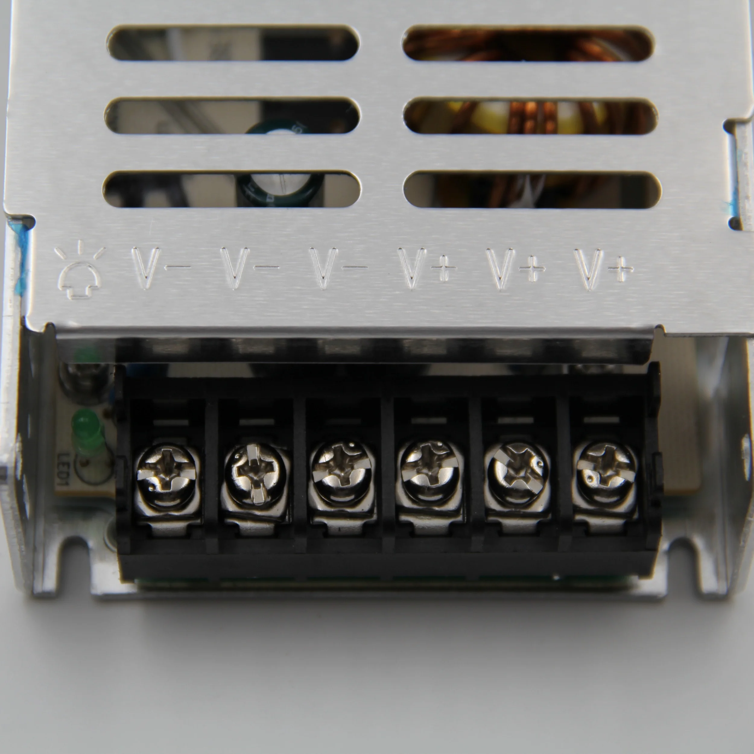 Alimentazione display a colori a LED N200V5-A 200-240VAC Tensione di ingresso 5V40A Uscita Pubblicità Display elettronico Alimentatore schermo