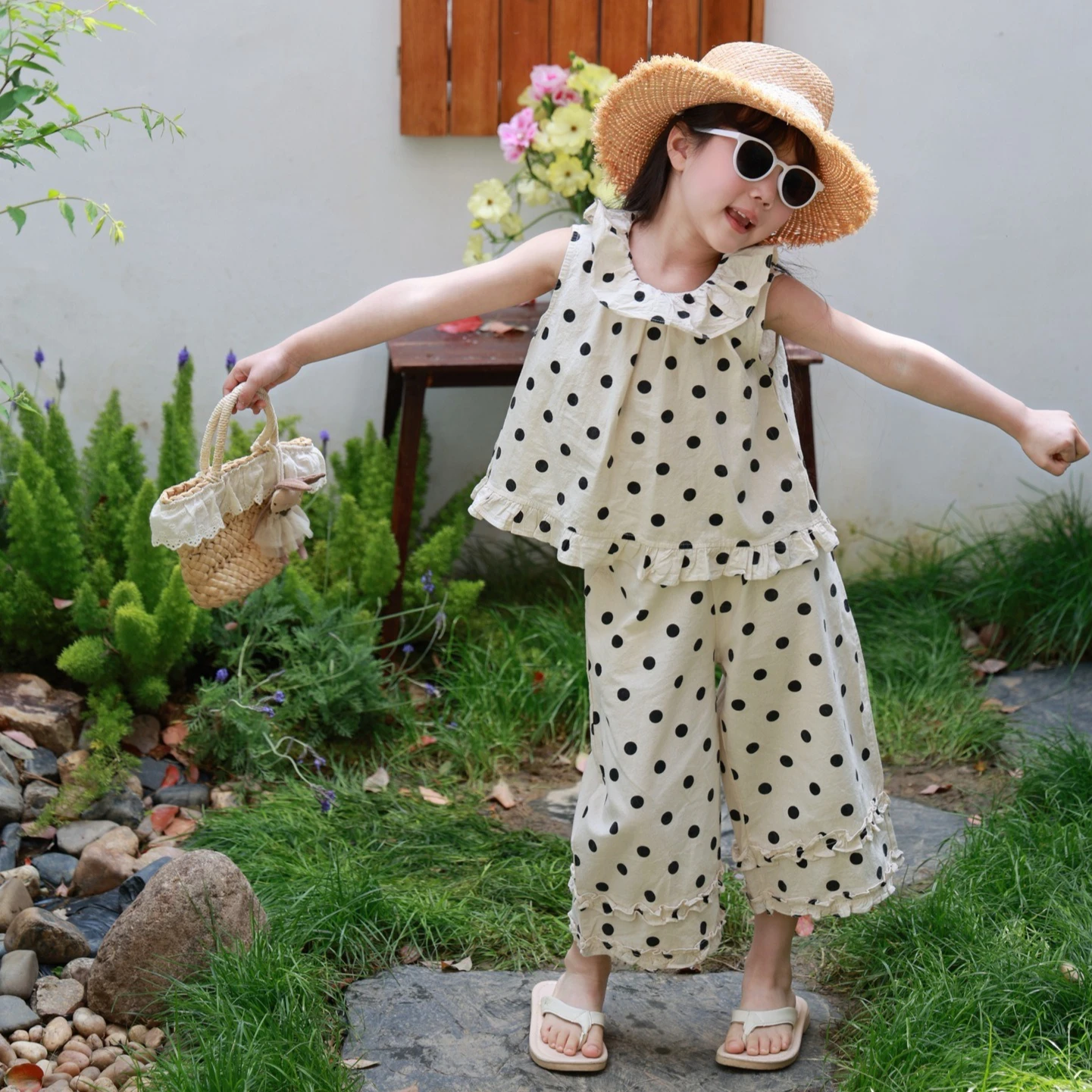 Mother Daughter Matching Polka Dot Set Off Shoulder Ruffle Dress + Sleeveless Top & Pants Casual Summer Family Mommy & Me Outfit