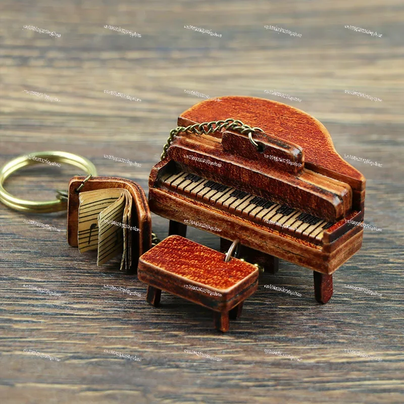 Keychain handmade leather musical instrument piano retro cowhide creative key bag pendant gift