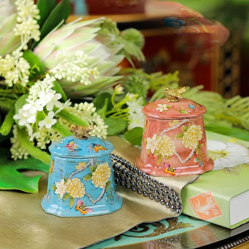 

Hand-painted ceramic handicraft toothpick cover box