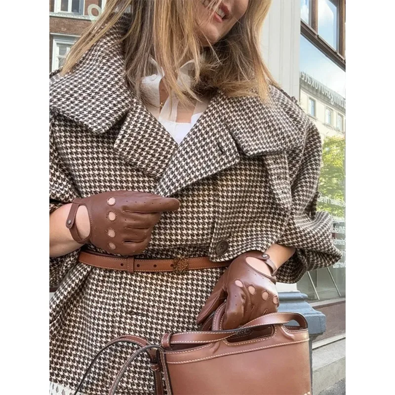 Elegant Lapel Checkered Coat Women Casual Buttons Double Breasted Long Sleeve Coats Female 2025 Autumn British Lady Jacket