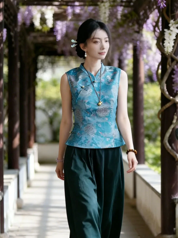 

New Summer Chinese Style Tang Suit Blue Embroidered Shirt Small Top Beautiful Waist-Cut Buttonless Sleeveless Upper Body