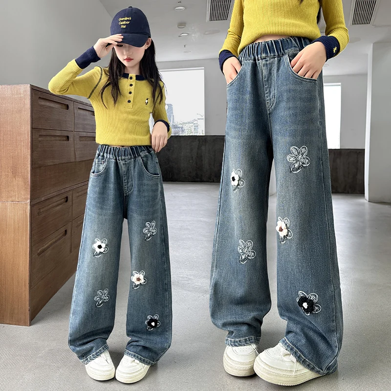 

2025 Autumn New Arrivals Flower Embroidered Wide Leg Jeans Stylish and Playful Casual Trousers