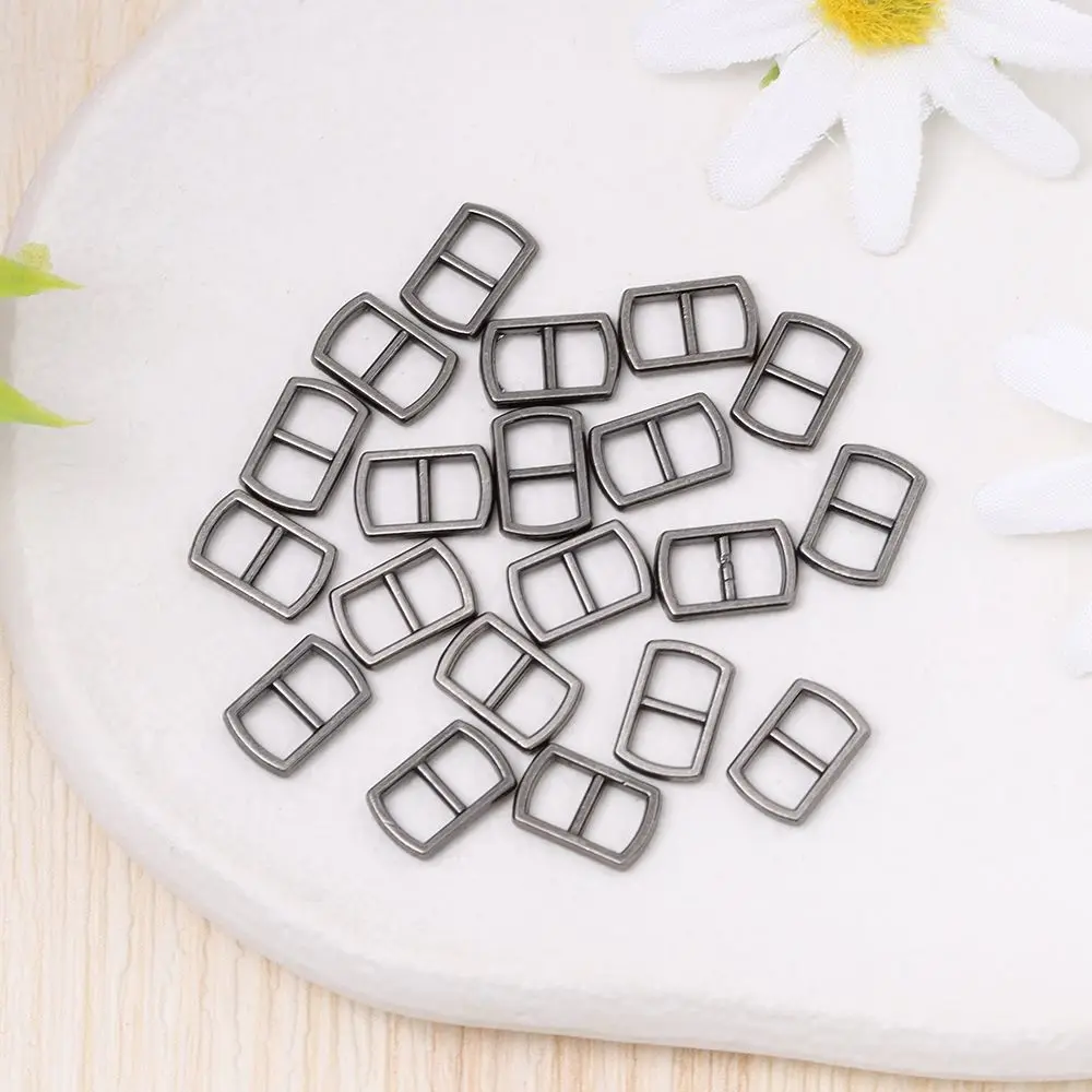 

20/40pcs Newest 4 colors Mini Ultra-small Doll Bags Accessories Diy Dolls Buckles Tri-glide Buckle Belt Buttons