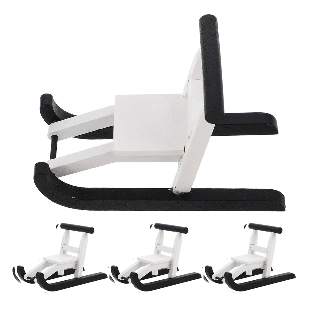 

4Pcs Miniature Wooden Sleighs Festive Tabletop Christmas Decor Traditional Craftsmanship Holiday Ornaments Small Sleigh