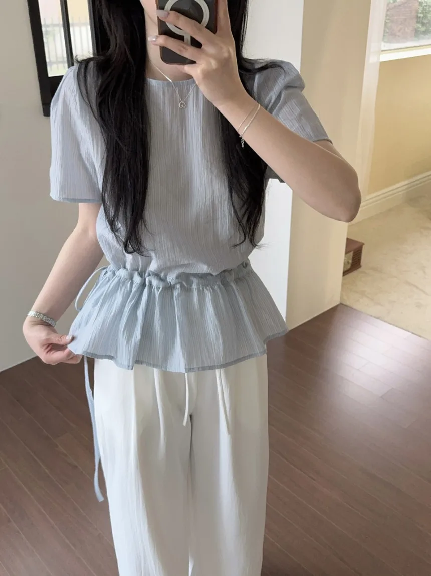 

Повседневная милая футболка в корейском стиле, женская свободная футболка с короткими рукавами и завязками на талии, топ с круглым вырезом, шикарный офисный женский топ