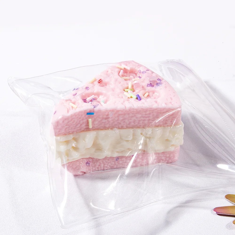 New model Squeeze triangular cheese pinch toy, cute simulated cheese texture, slow rebound, decompression, pinch and relaxation