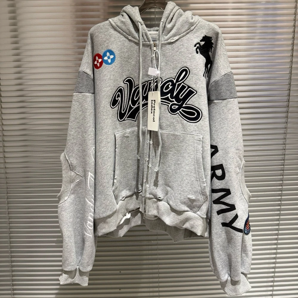 

Protocol Index 2026 Limited Edition Collaboration Item - Weathered and Patched Design Racehorse Pattern Zipper Hooded T-Shirt