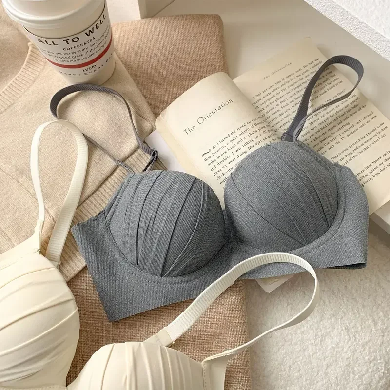 2024 New Pleated Bras Push Up Bra Small Chest No Steel Ring Wirelss Soft Bra Solid Color Sweet Seamless Bra