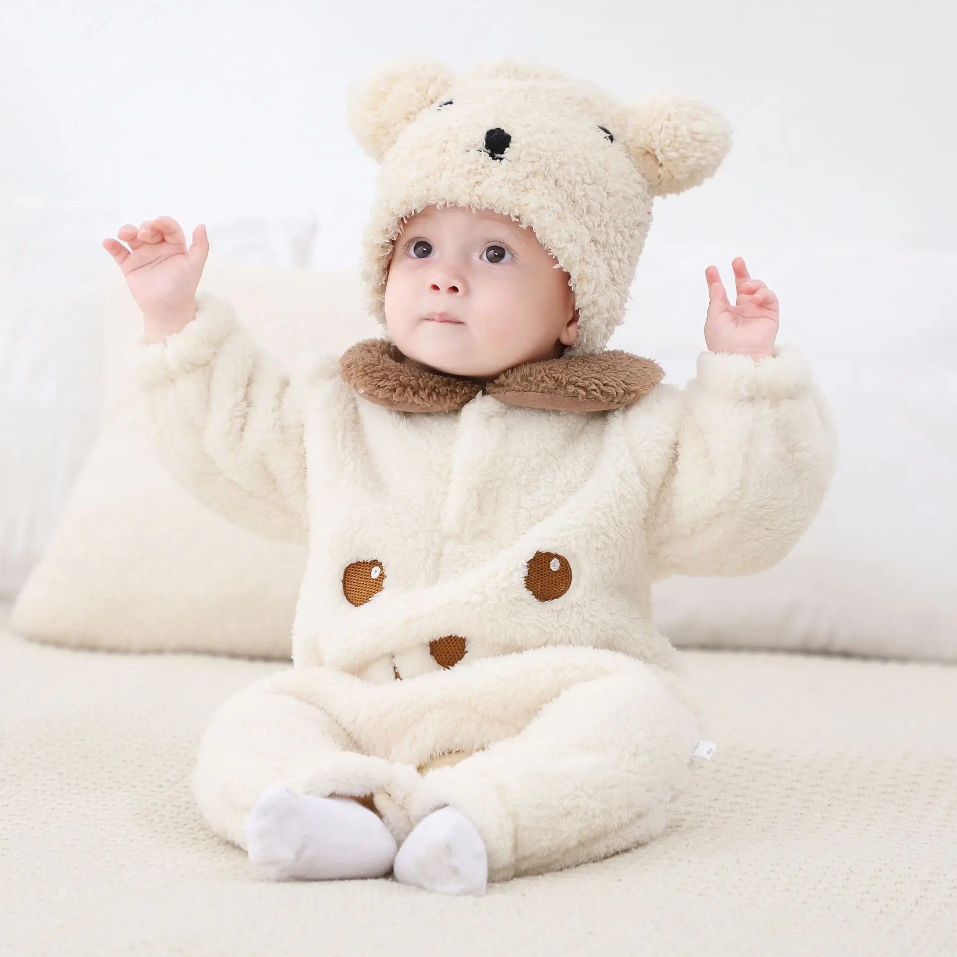 UNIFEMEN Autumn Winter Baby Boys Jumpsuit Fleece Cartoon Bear Turndown Collar Warm Newborn Boys Bodysuit Infant Boy Outerwears
