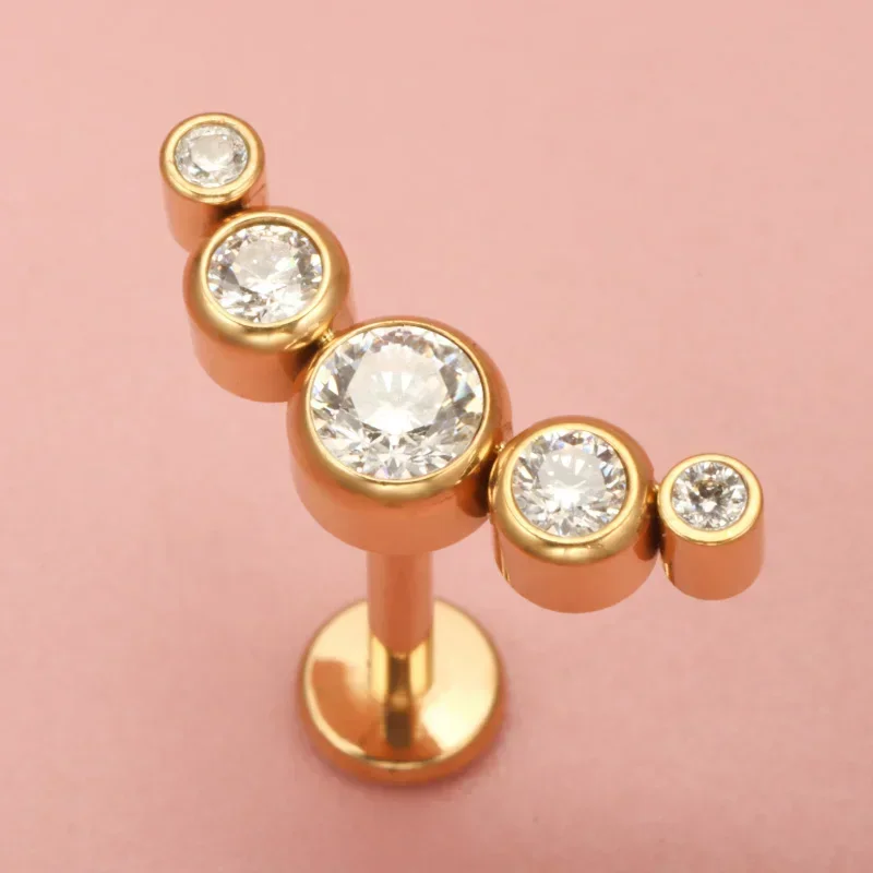 ZOOR ASTM F136 التيتانيوم اللولب ثقب 16 جرام 18 جرام موضوع داخلي Labret الشفاه الغضروف الزركون الزنمة أقراط مجوهرات للجسم