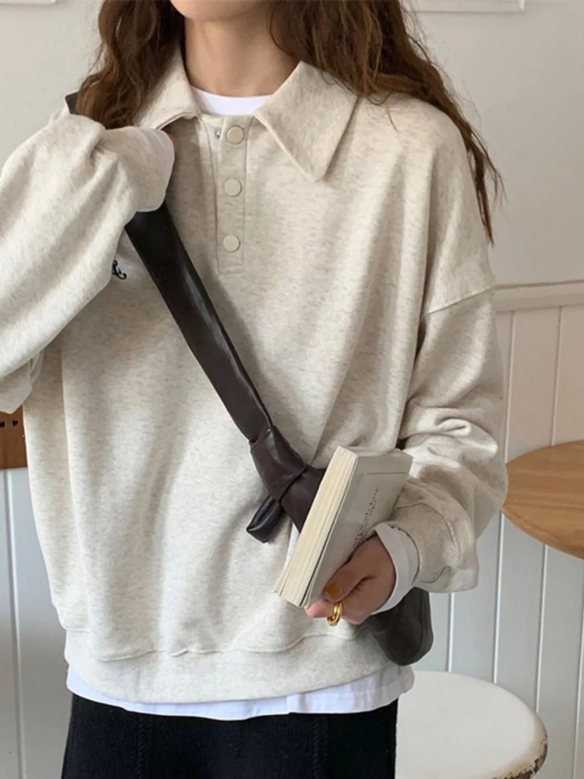 

Корейский свитшот с длинными рукавами и вышивкой букв, свободный крой, простой дизайн, для ранней весны, женский, C...