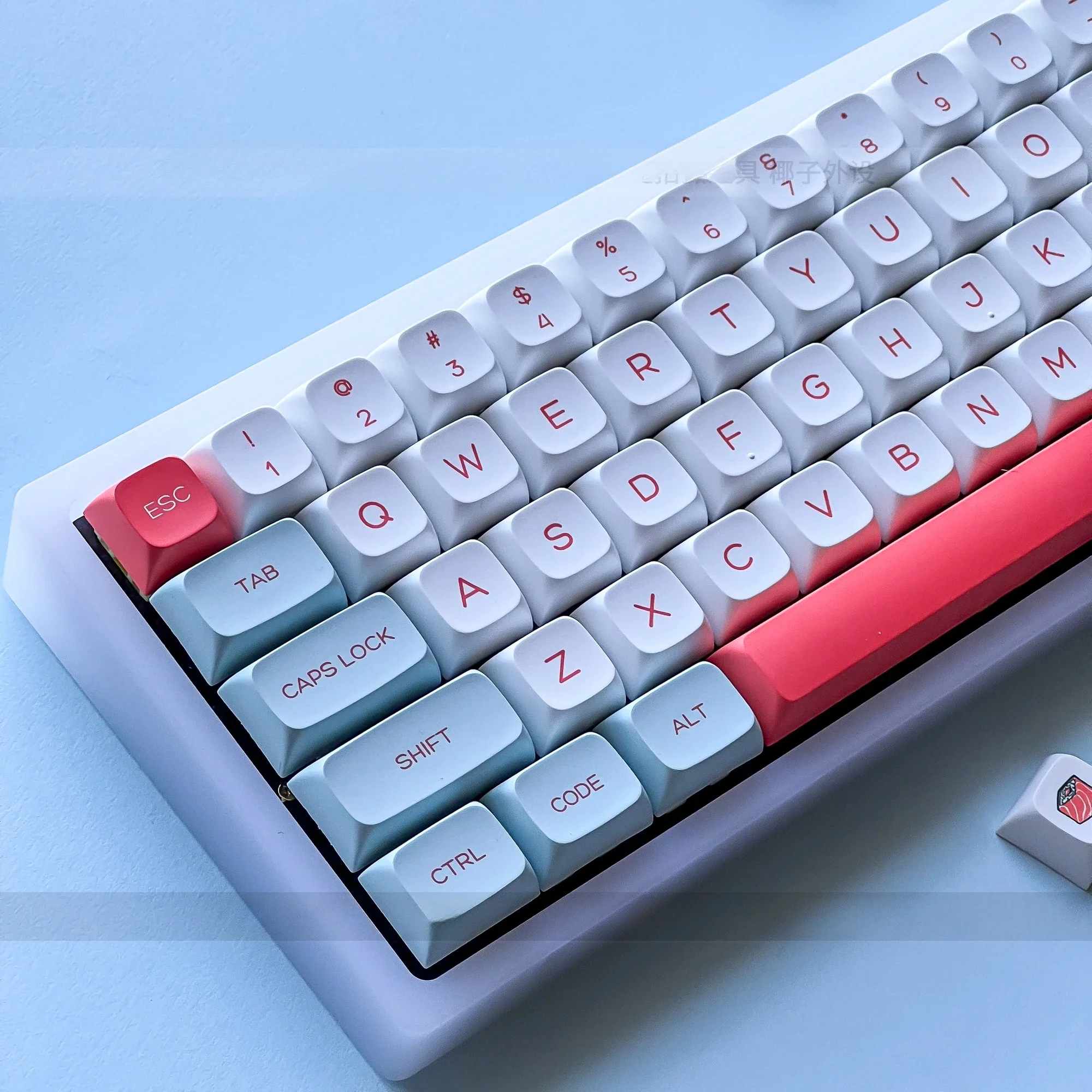 

Salmon Keycap XDA Height pbt Sublimation 64/67/68/75/84/87/98/104/108 CIY68