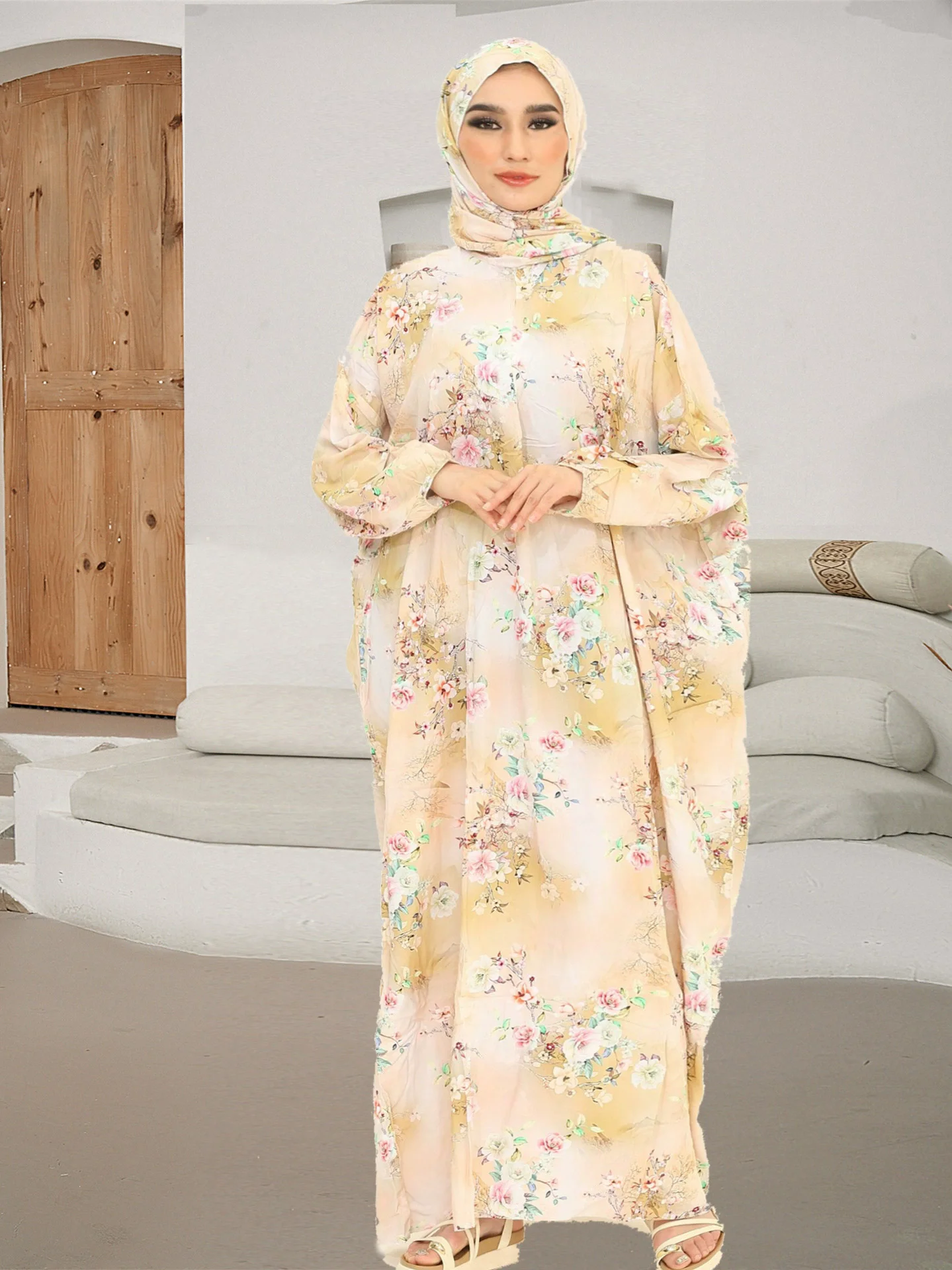 ملابس نسائية جديدة بمقاسات كبيرة في دبي، رداء طويل للنساء المسلمات في الشرق الأوسط، وشاح تقليدي، رداء صلاة عصري متكامل