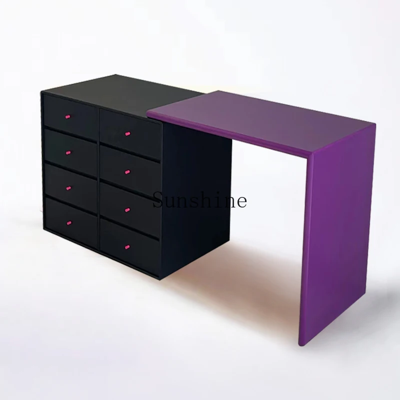 

Тумба с восемью отделениями, интегрированная в минималистичный туалетный столик для спальни FT