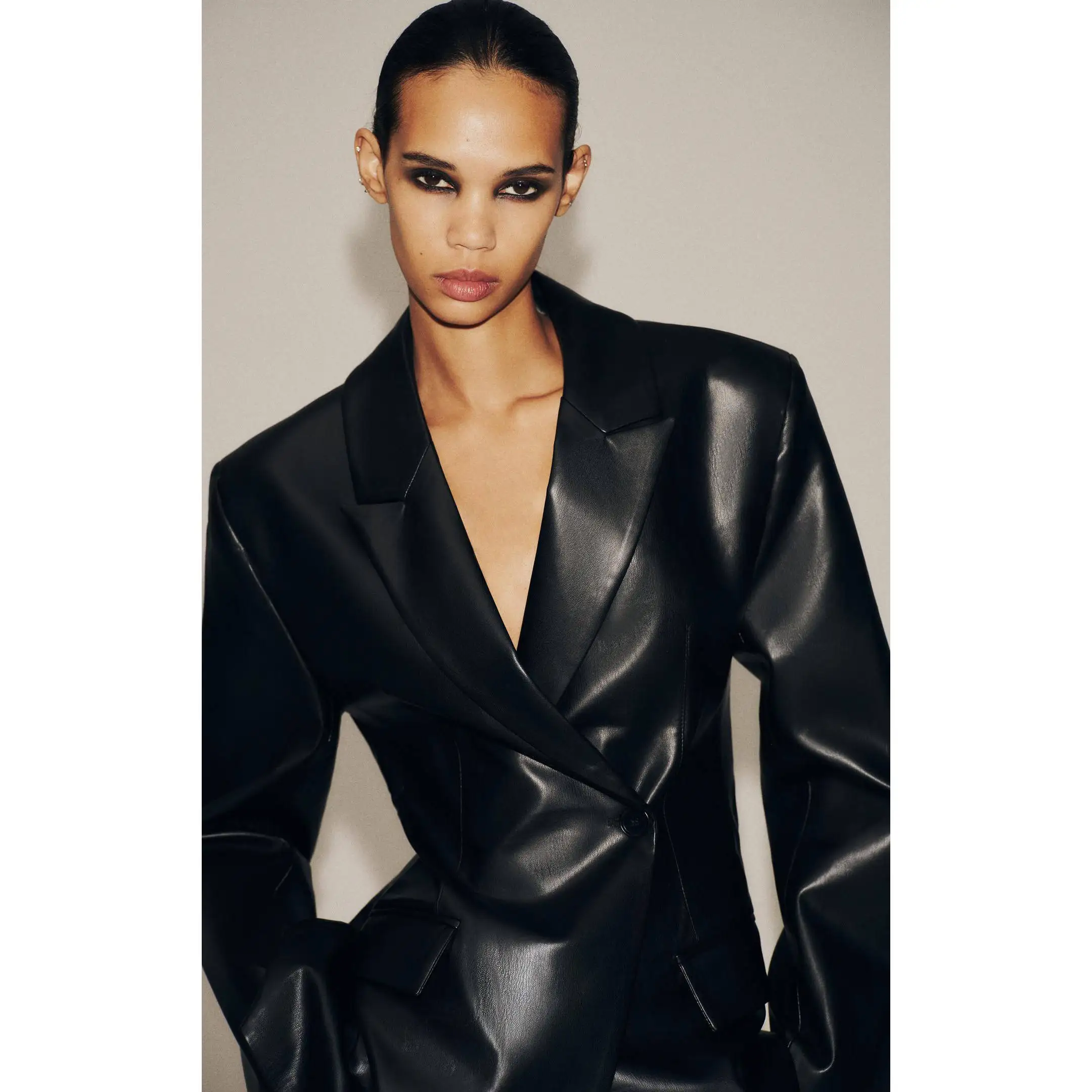 خريف جديد Sle المرأة سليم صالح جلد طويل Sve V-Ne دعوى الشارع Sle ألياف البوليستر الدافئة التنقل مناسبة واحد Bu...