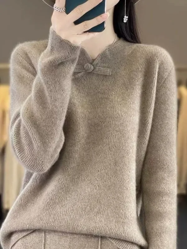 الراقية قوانغتشو ثلاثة عشر صفًا كاميرا تريكو المرأة قاعدة فضفاضة irt الوقوف طوق الخريف الشتاء زر Sle الصينية الجديدة #3