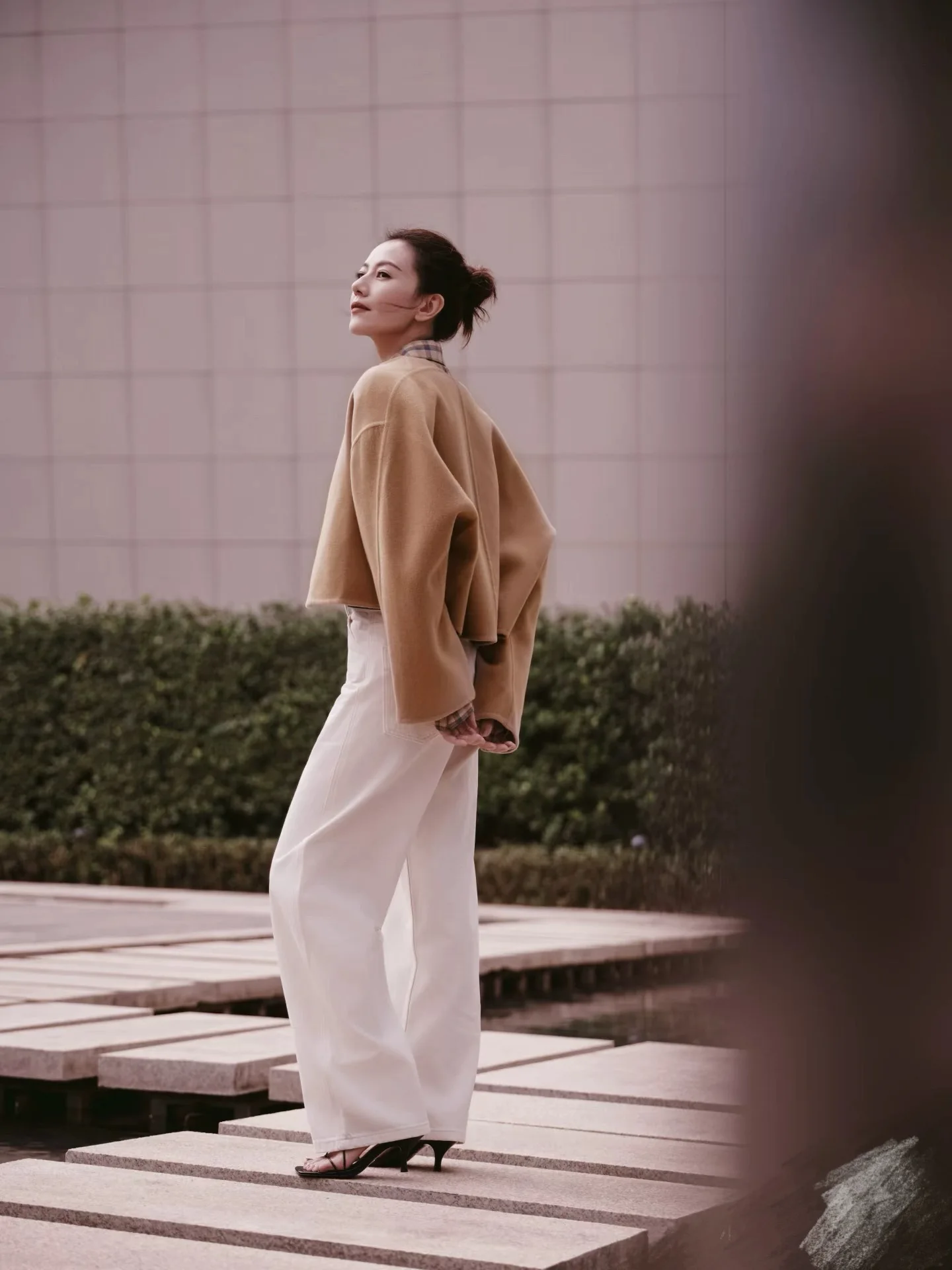 Luźne damskie jeansy dżinsowe, tkane po bokach, oryginalny kolor, krój relaksowany, wyszczuplające długie spodnie, wysoki stan, bawełna, zamek błyskawiczny.