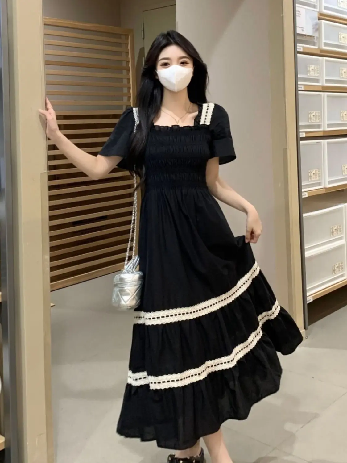 Summer 2024 New High End Royal Sister Style Slim Waist Closing Tea Rest French Kikyu Style Dress